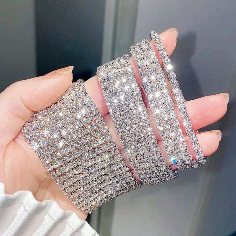 Vòng Tay Co Giãn Đính Đá Pha Lê Lấp Lánh Thời Trang 1 / 2 / 3 / 4 / 5 / 6 Hàng