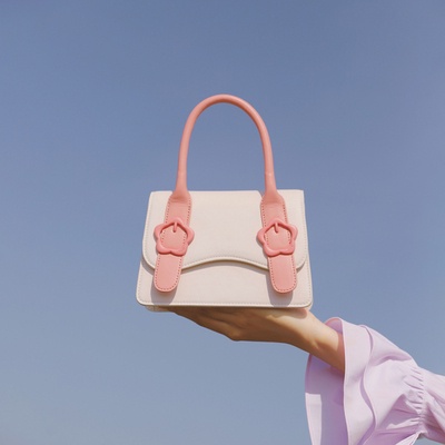 Túi Đeo Chéo Hình Vuông Nhỏ Thiết Kế Đơn Giản Mẫu Mới 2022