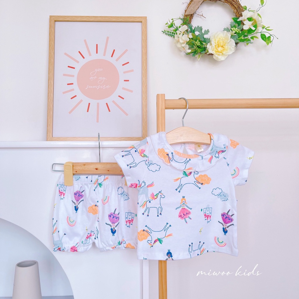 Bộ cộc tay Miwoo cổ bèo hoạ tiết dễ thương cho bé đi chơi, đi học