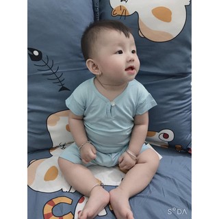 Sét áo thun lạnh cổ tim
