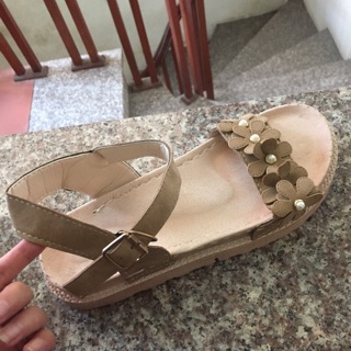 Dép quai hậu da lộn