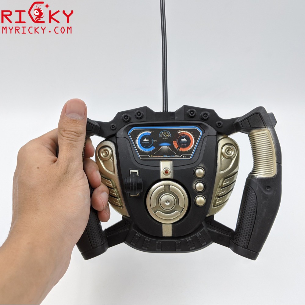 Siêu xe lambor điều khiển bằng vô lăng