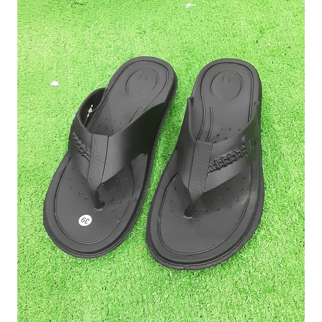 dép kẹp nam, dép xỏ ngón nam, chất liệu nhựa tốt, nhựa mềm , dẻo, mang êm chân siêu bền, size 39-42.