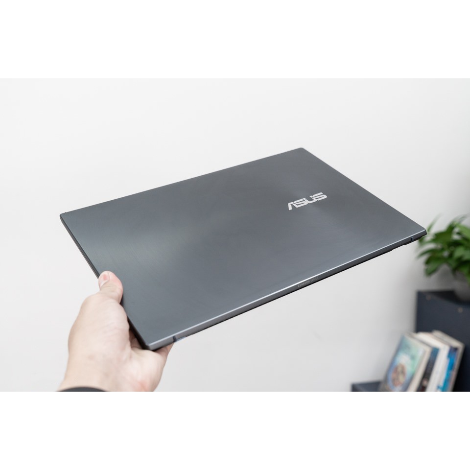 Laptop Asus ZenBook 14 UM425IA