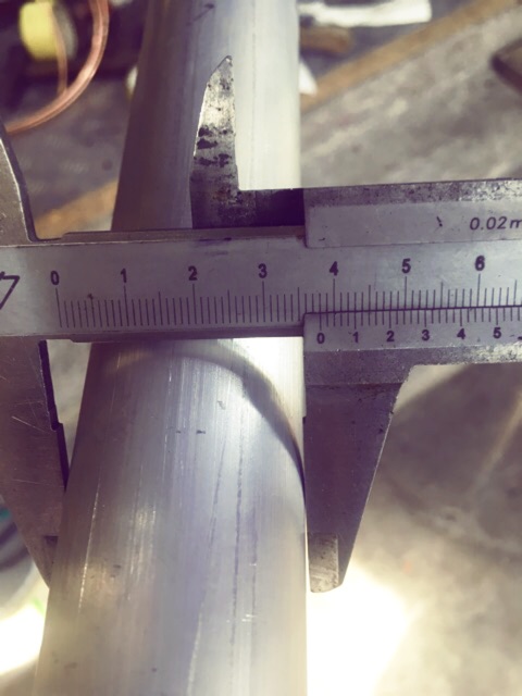 Ống nhôm A6061 phi 38mm x 3mm x3m