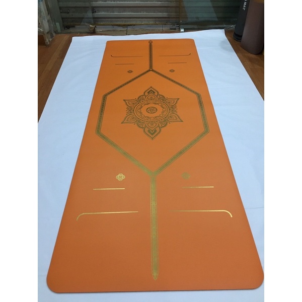 thảm tập yoga, tập gym tại nhà định tuyến vàng cao su PU cao cấp, dày 5mm