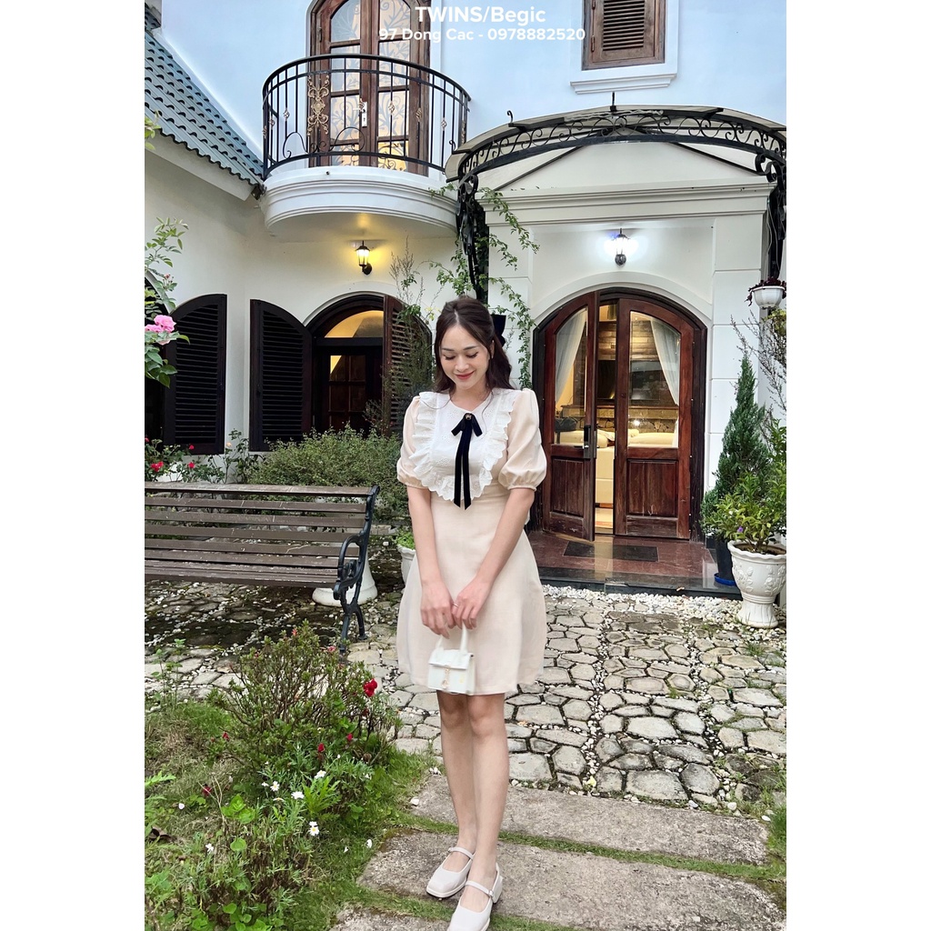Đầm tay bồng cổ ren trắng kèm tag ( Eun jeon dress by Twins)