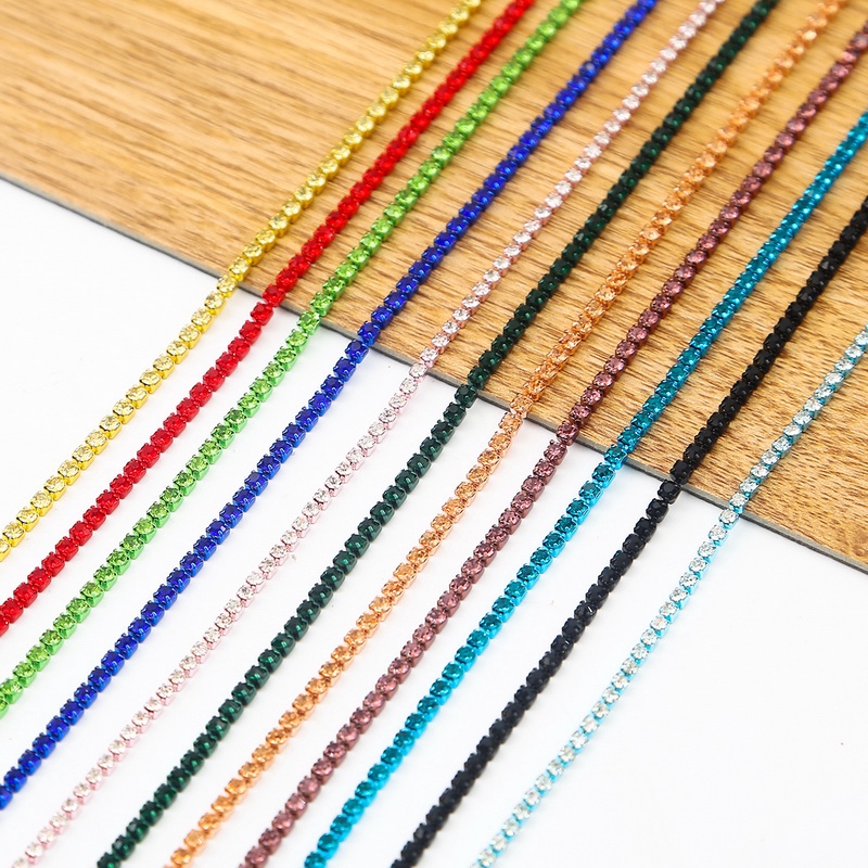 Dây đính hạt đá pha lê nhân tạo nhiều màu sắc dài 1 yard