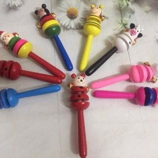 lục lạc ,xúc xăc trống gỗ cho bé