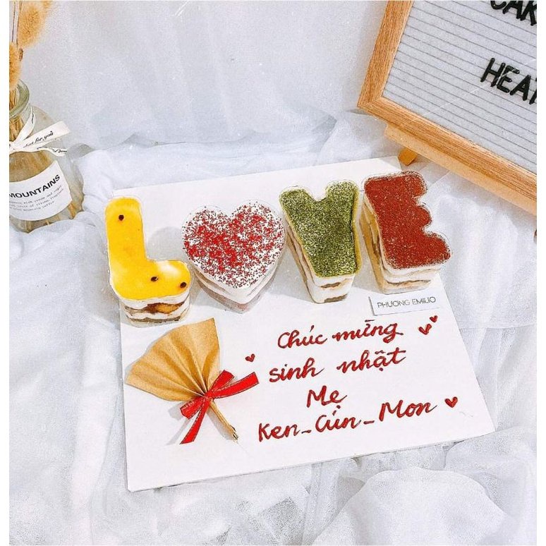3 Set hộp mika chữ I love U, Love đựng bánh mousse, tiramisu, bông lan, rau câu