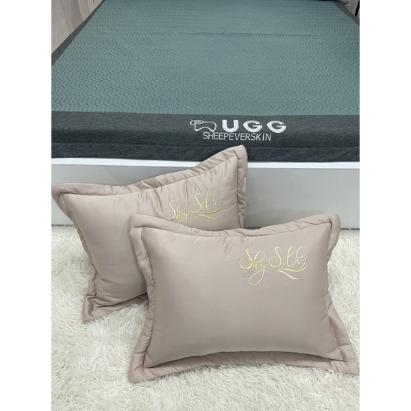 Vỏ Gối Phi Lụa Chữ Sky Silk