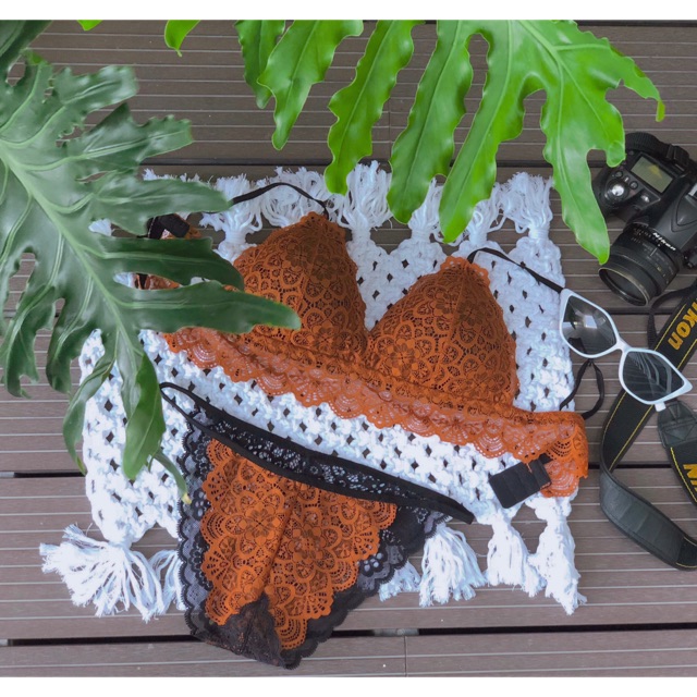 Bralettes thiết kế Cam