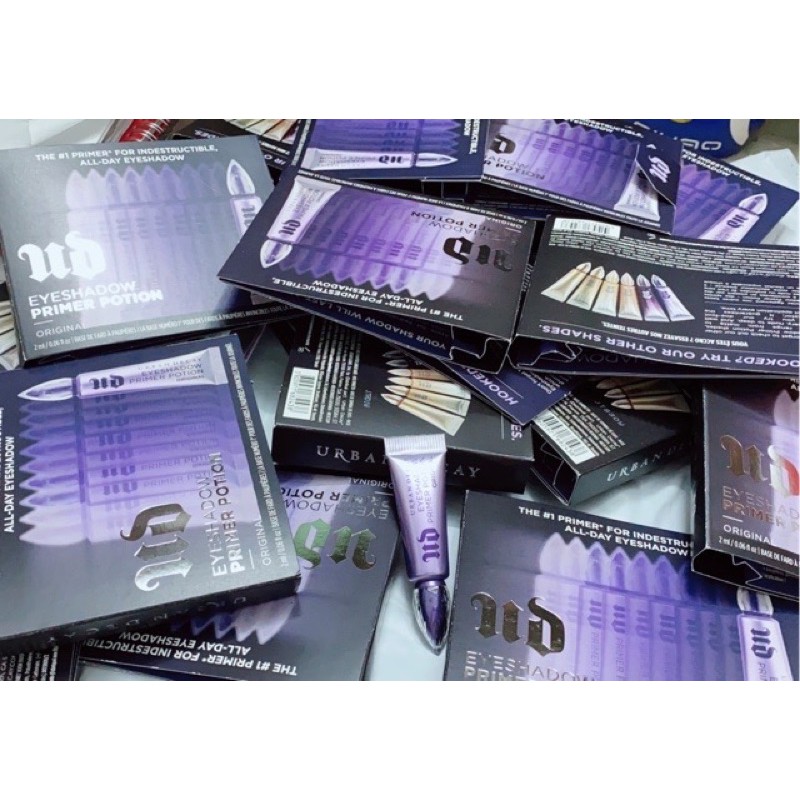 1 kem lót mắt Urban Decay size mini | BigBuy360 - bigbuy360.vn