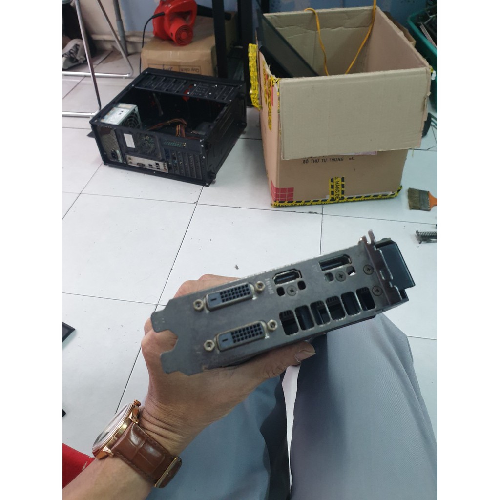 Card màn hình RX 570 4gb gaming có led