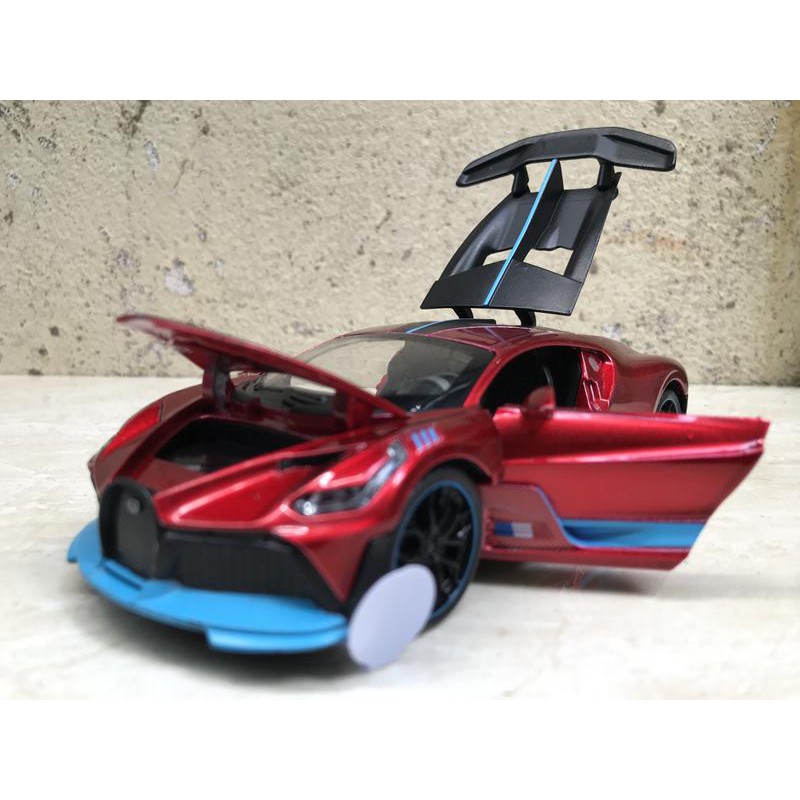 Mô hình xe ô tô Bugatti DIVO 1:32