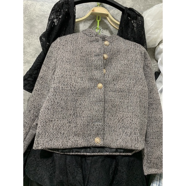 Áo khoác dạ tweet siêu hót hít