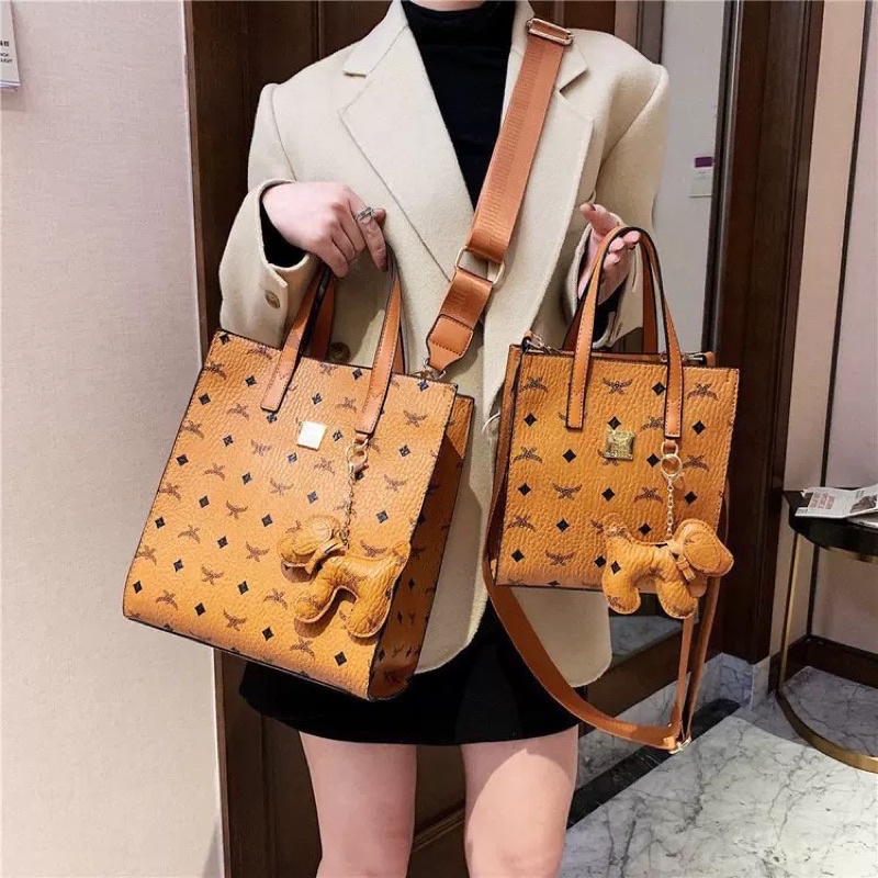 Túi tote phong cách xMCMx Klassik Tote In Visetos Cognac