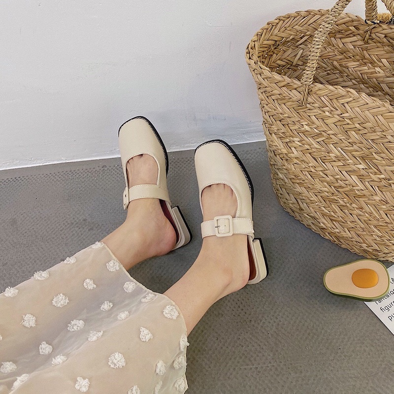 Giày sục Khuy thời trang nữ Ziu.bags Mũi Vuông Vintage Màu Đen/ Trắng Tiểu Thư Ziu.shoess