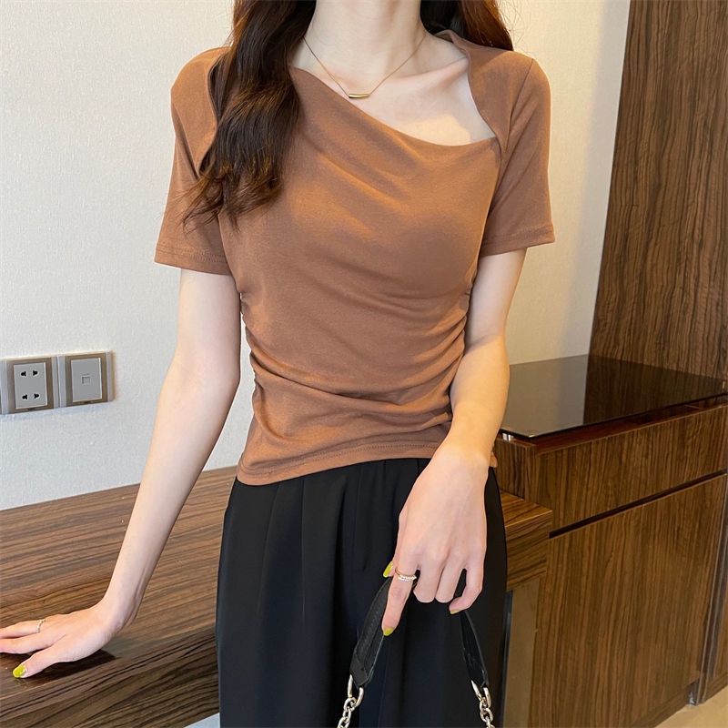 Áo Thun Tay Ngắn Lệch Vai Dáng Ôm Màu Trơn Thiết Kế Độc Đáo Thời Trang