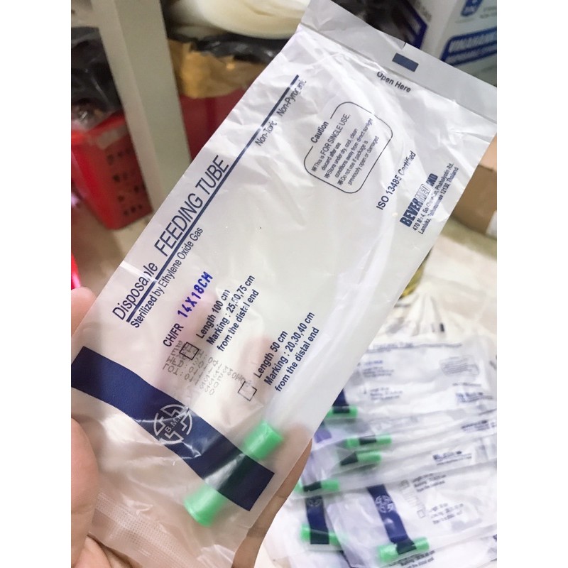 Ống đút vẹt con chuyên dụng hàng Thái.