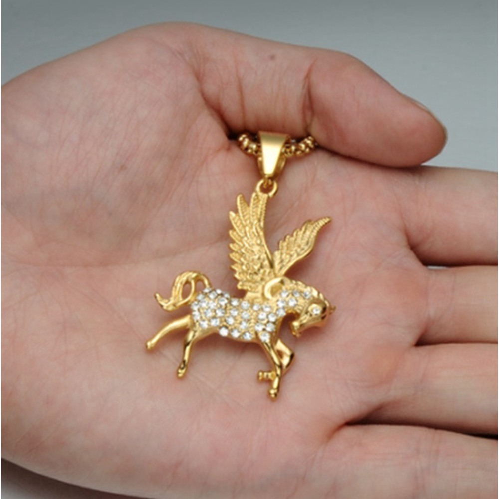 Busana Bertatahkan-Berlian Pegasus Liontin, Wanita Es Keluar Peri Pegasus Kalung Perhiasan