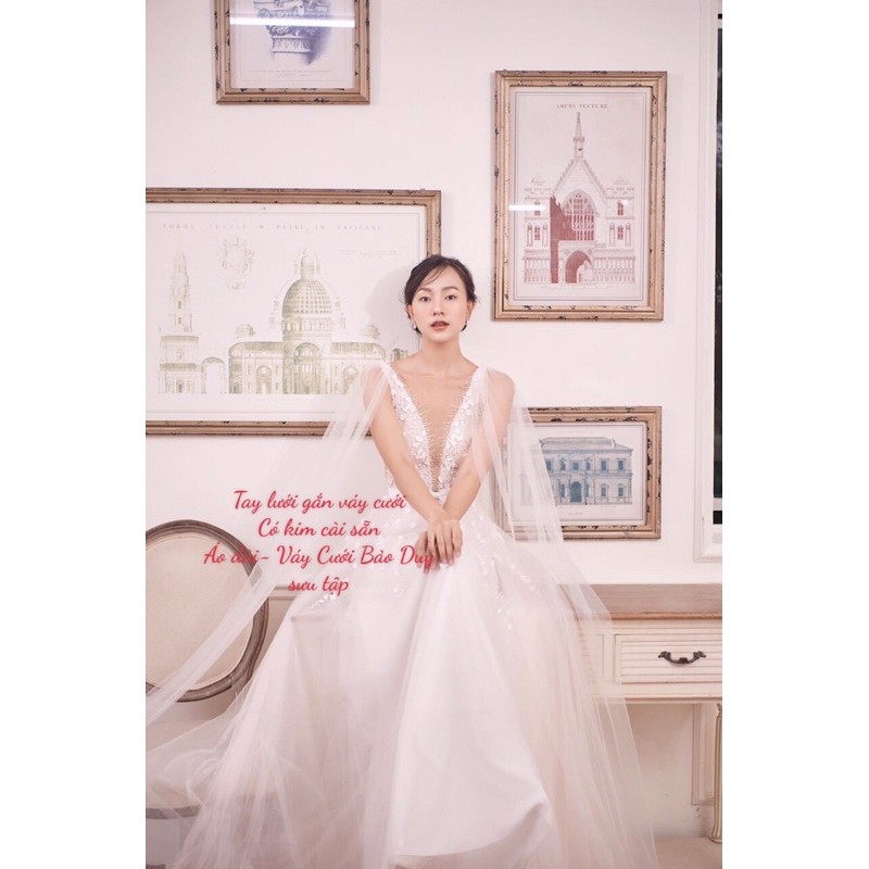 Lưới che tay, voan cài áo váy cưới cánh tiên