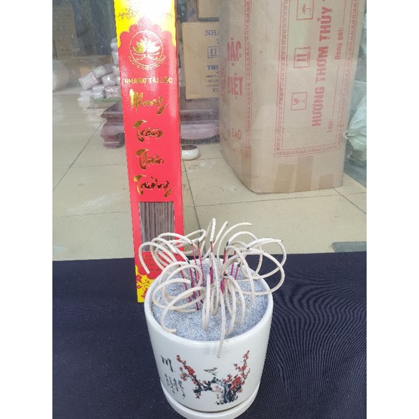 Nhang thần tài tàn trắng Thiên Trường