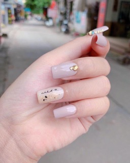Sticker chữ hit hot