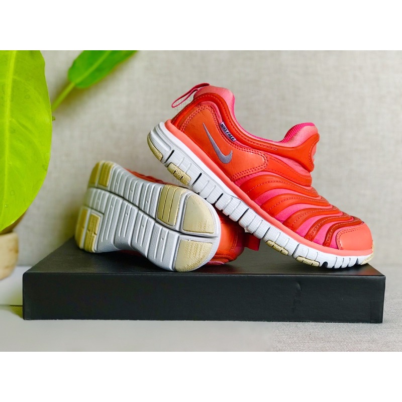 Giày Nike Dynamo Free-size33,5/ size 32/ size 31,5