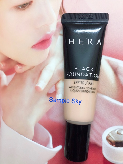 Kem nền Hera Black Foundation 10ml