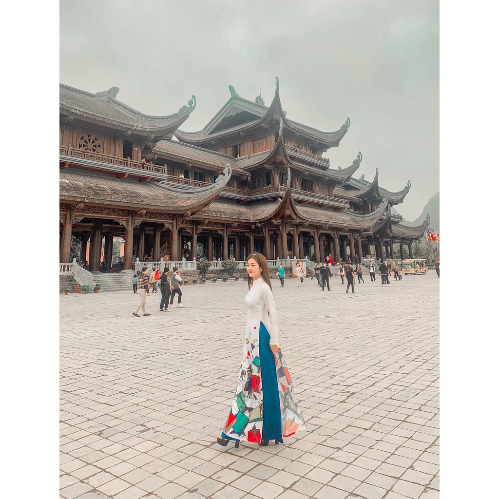 Áo Dài Trắng Thiết Kế Trẻ Trung Hiện Đại, Chất Liệu Lụa Vân Gỗ Cao Cấp, Không Nhăn, Không Xù