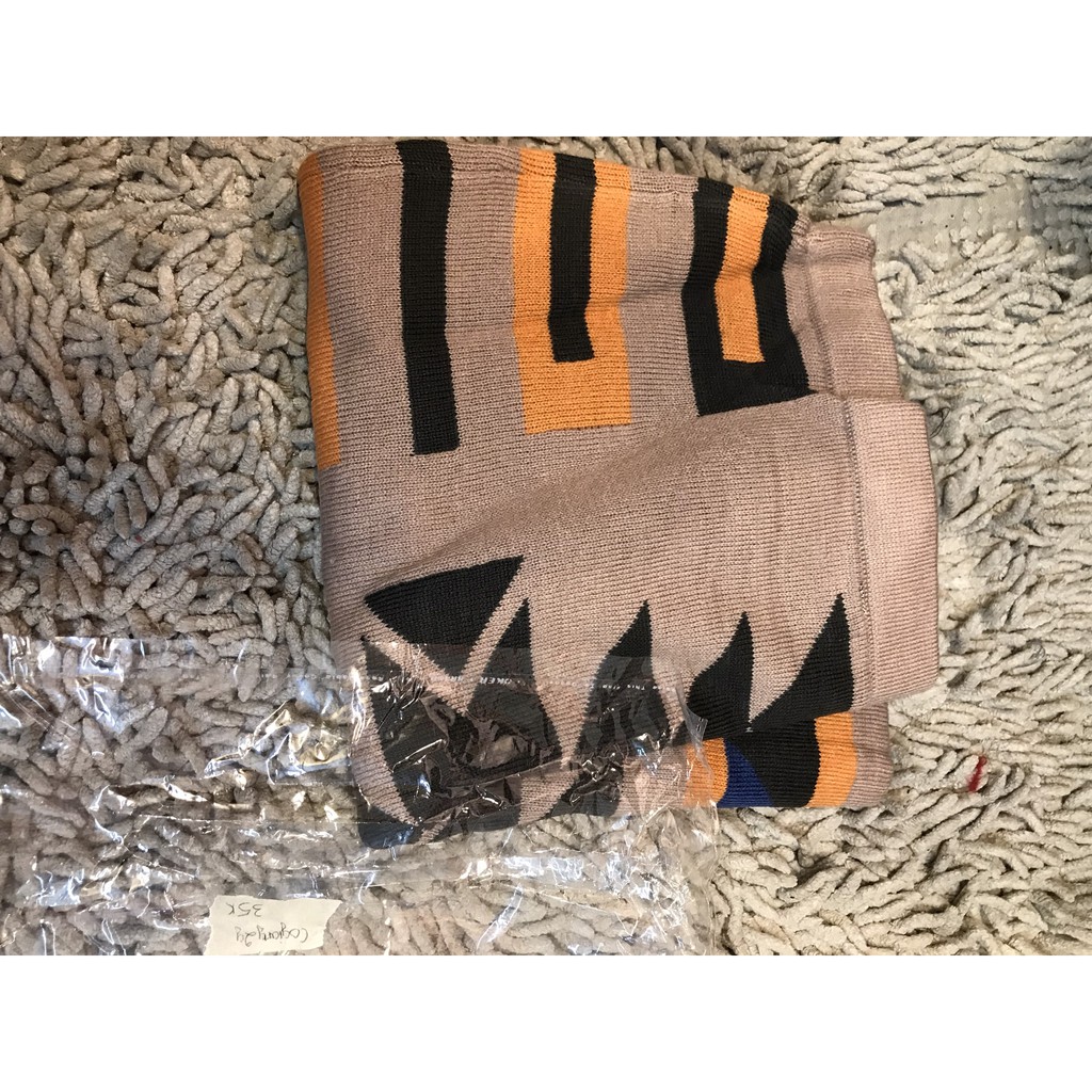 Chân váy vải 200000