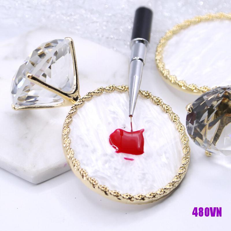 1 Giá Đỡ Lọ Sơn Móng Tay Giả Kim Cương