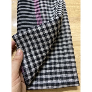 Khăn rằn nam bộ quấn cổ che nắng
