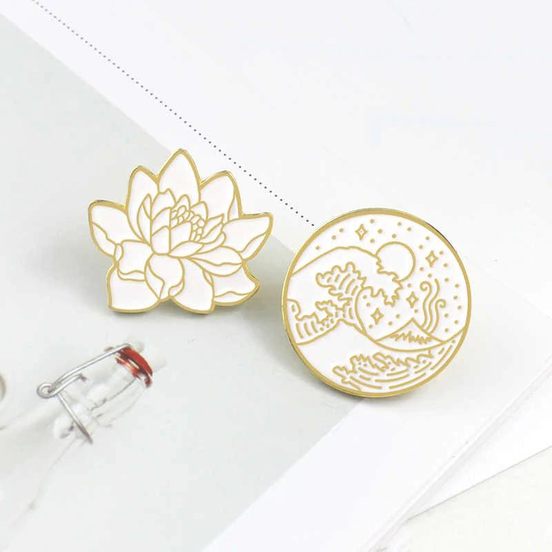 Pin cài áo hoa sen lotus - GC017