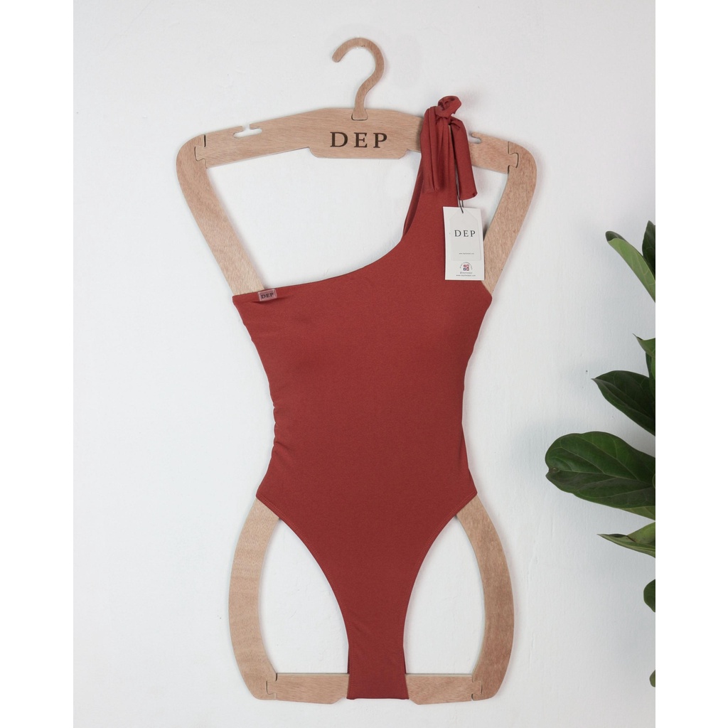 Bikini màu đen một mảnh Lucia, đồ bơi nữ kín đáo, kiểu bodysuit tôn dáng, vải bơi cao cấp, sẵn mút ngực - Đẹp Bikini