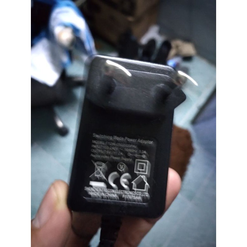 Nguồn 5V-2A Chân Kim Dùng Cho TV Box, Camera IP, Máy chấm công, Máy tính bảng