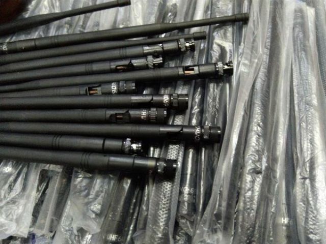 1 cặp Angten thu sóng micro không dây UHF _ đuôi vặn