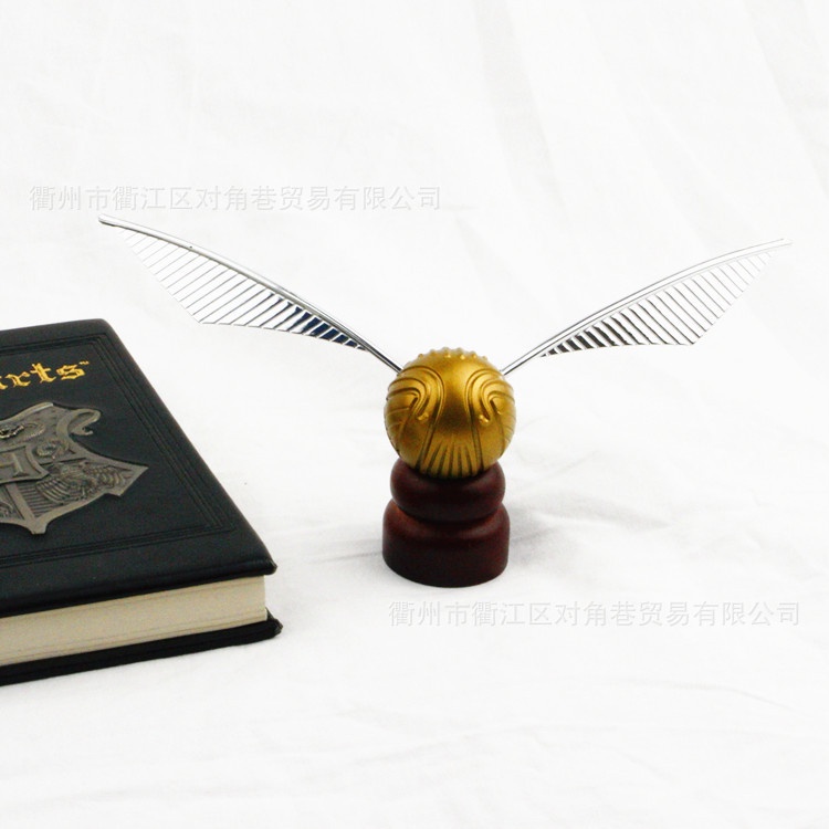 Đồ trang trí nhân vật Snitch trong Harry Potter