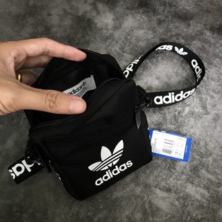 Túi đeo chéo adidas