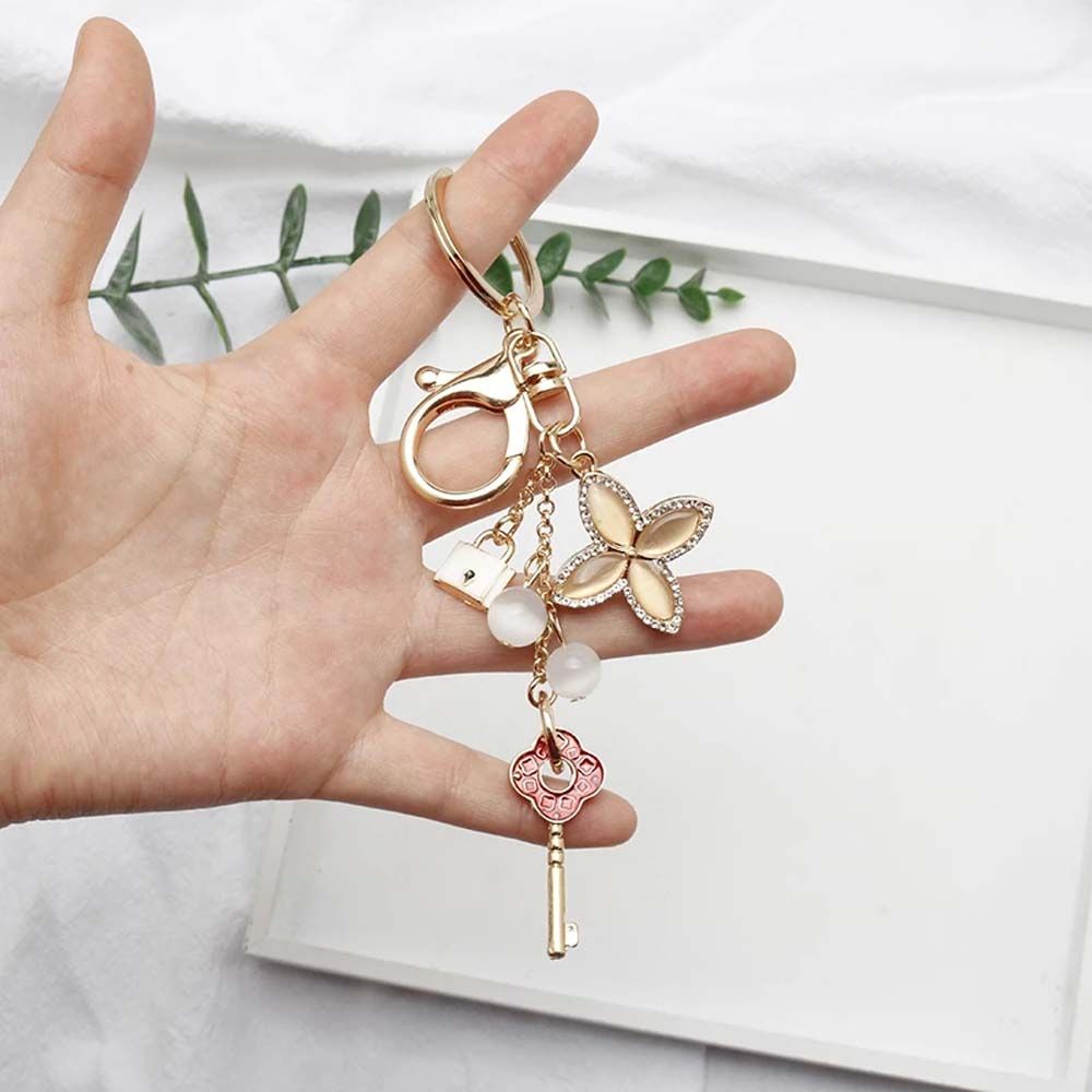 Móc Chìa Khóa Hình Cỏ Bốn Lá Nhiều Màu Dễ Thương