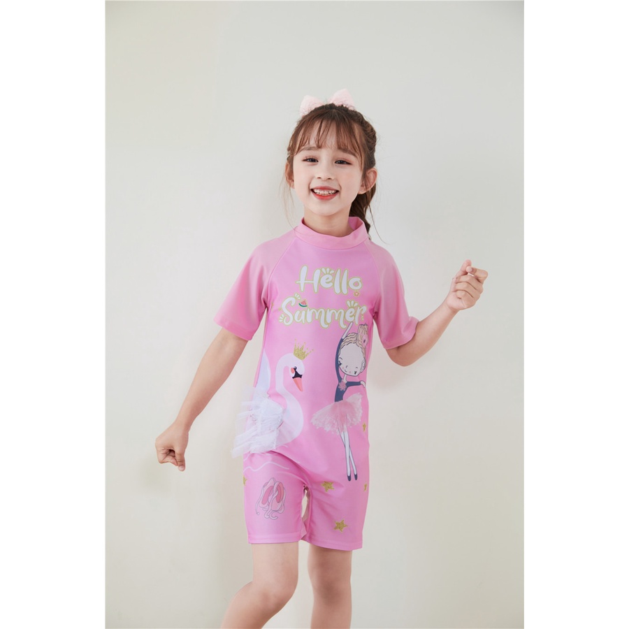 Đồ bơi bé gái liền thân họa tiết CÔNG CHÚA KỲ LÂN tay ngắn bao gồm nón bơi (Mẫu mới 2022)