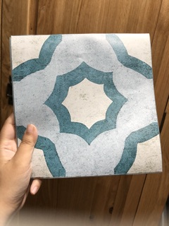 Ảnh chụp thật decal gạch bông