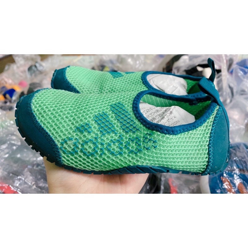 Giày lười Adidas cho bé trai size 31-18.5cm