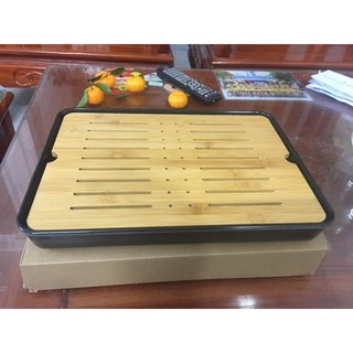 Khay trà đựng ấm chén