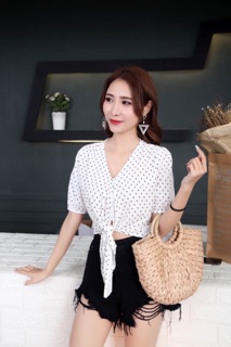 Áo croptop buộc nơ