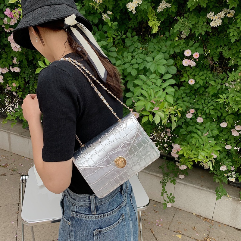 Túi đeo chéo JASMIN NOIR họa tiết da cá sấu thời trang cho nữ