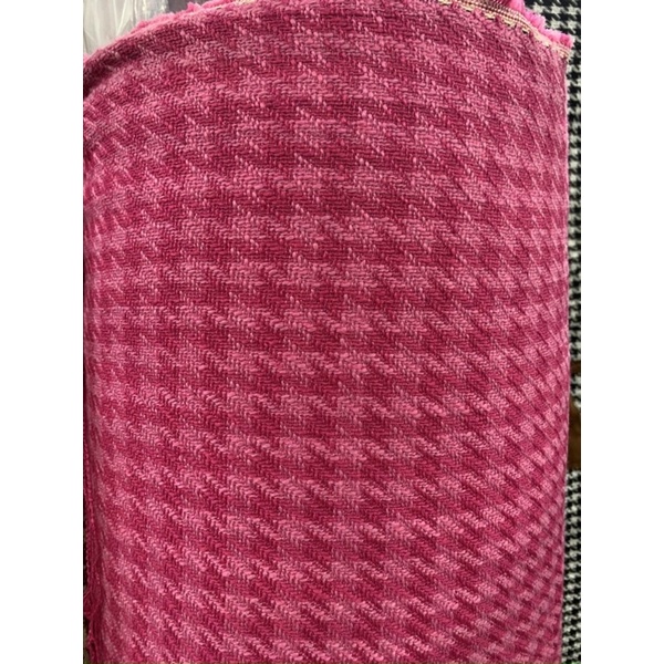 Vải dạ tweed ziczac én hồng