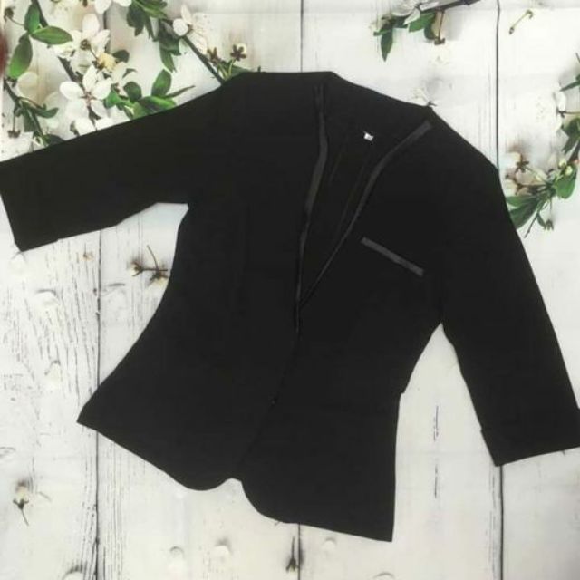 Áo vest đen công sở LINH CHI viền đen av28 HÀNG SHOP- ĐỔI TRẢ THOÀI MÁI
