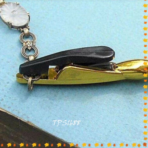(Hàng Mới Về) Kẹp Hỗ Trợ Đeo Trang Sức Tiện Dụng Chất Lượng Cao | BigBuy360 - bigbuy360.vn